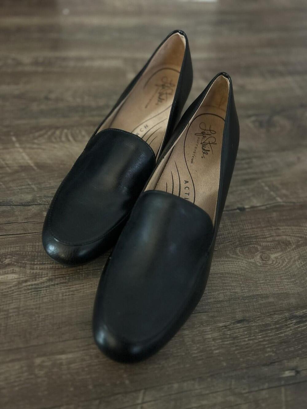 New LifeStride Trixie Womens Black Loafer Pumps Block Heel Soft Shoes 9.5